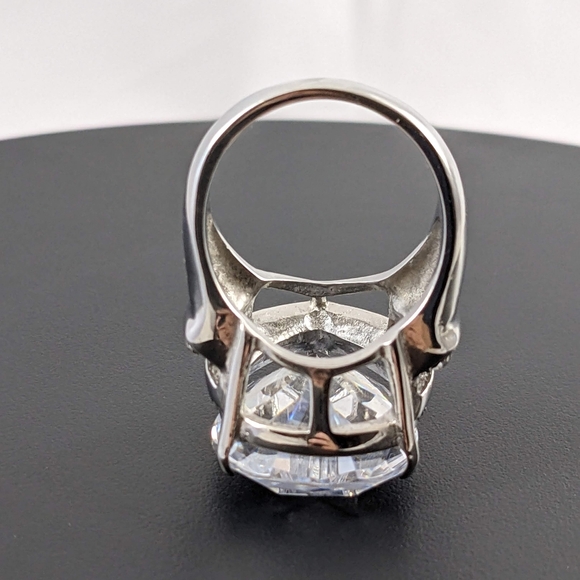 Huge Pear shaped CZ Stainless Steel Ring - Picture 5 of 11